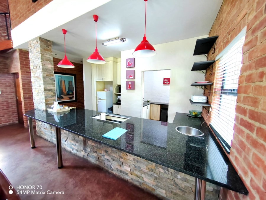 3 Bedroom Property for Sale in Hartebeesfontien AH North West